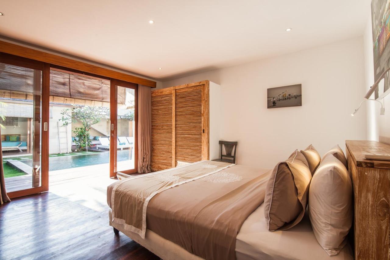 Lovely 4br Private Pool With Sundeck! 10mins Ride To