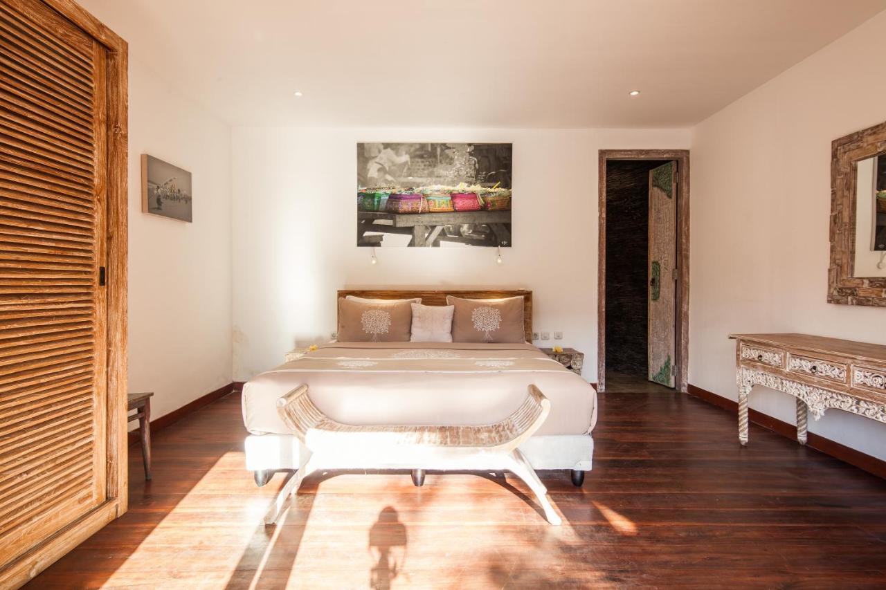 Villa Lovely 4br Private Pool With Sundeck! 10mins Ride To