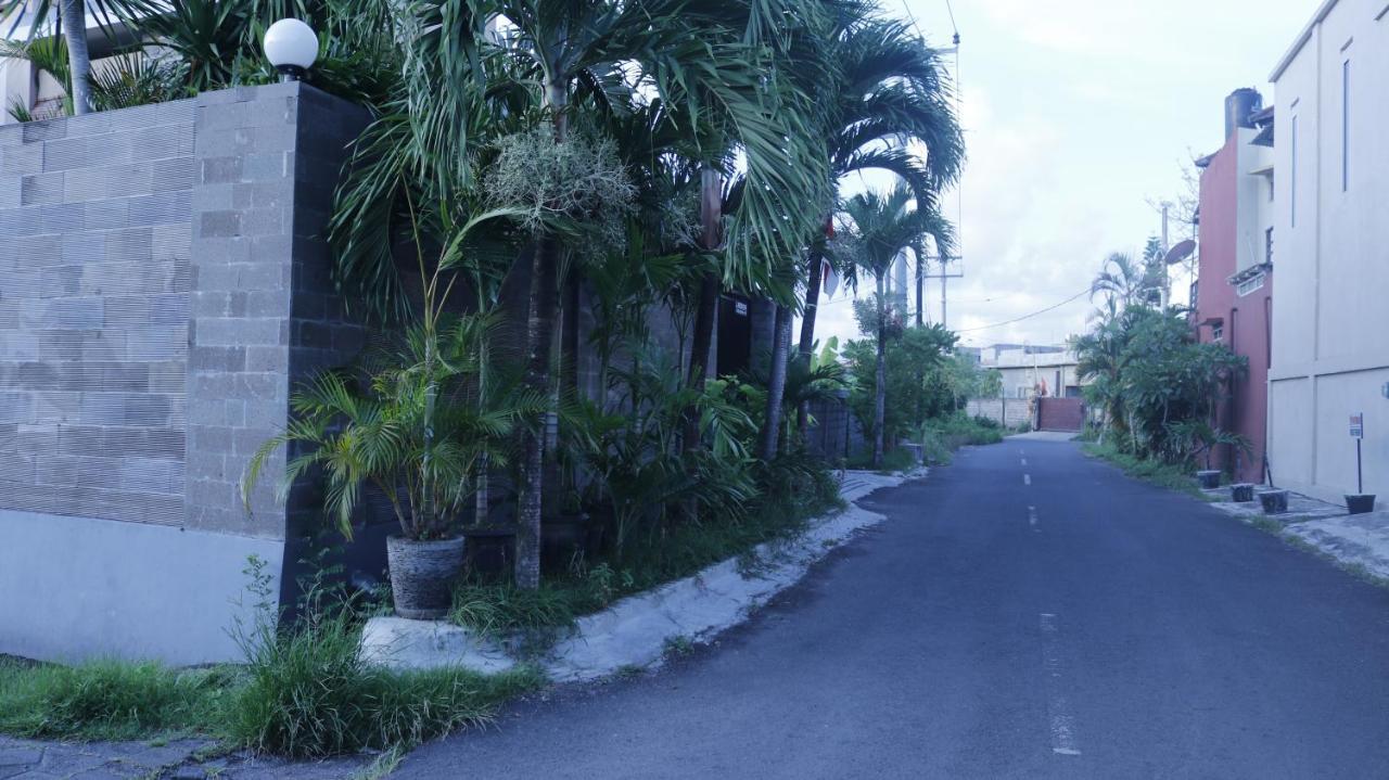 Sutya Kuta (Bali)