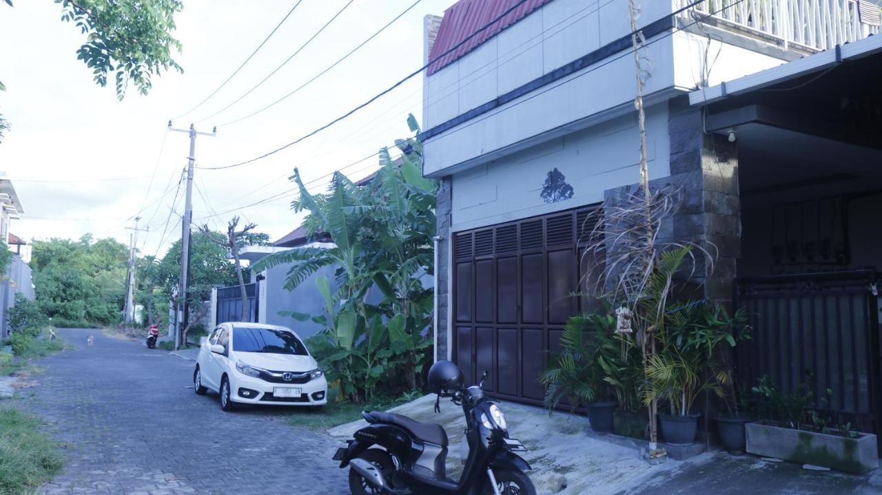 Sutya Wisma tamu