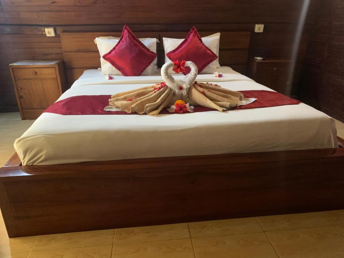 Jona 4* Sakti