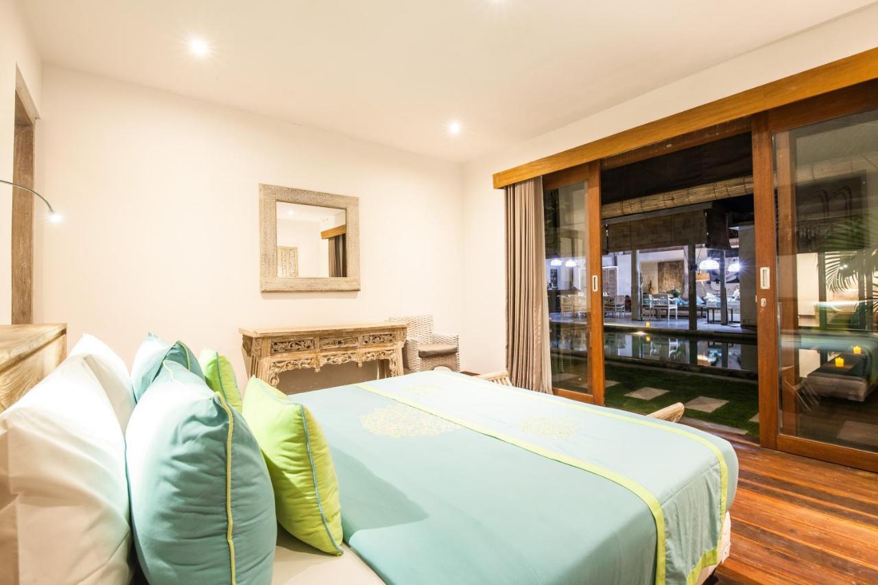 Villa Lovely 4br Private Pool With Sundeck! 10mins Ride To