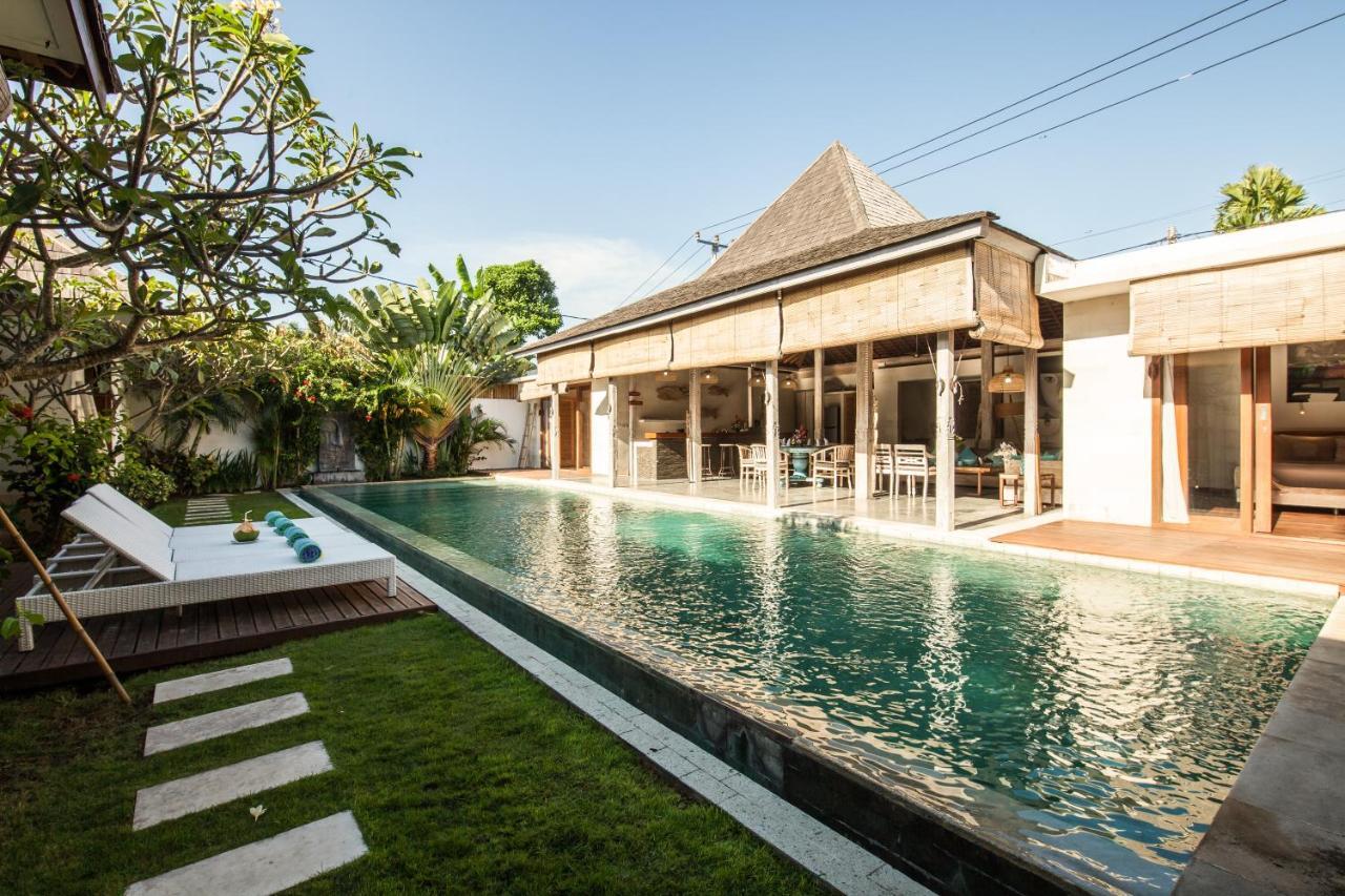 Lovely 4br Private Pool With Sundeck! 10mins Ride To Villa