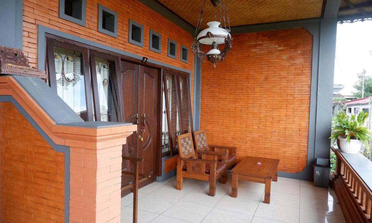 Danasari Homestay Guest house 2*