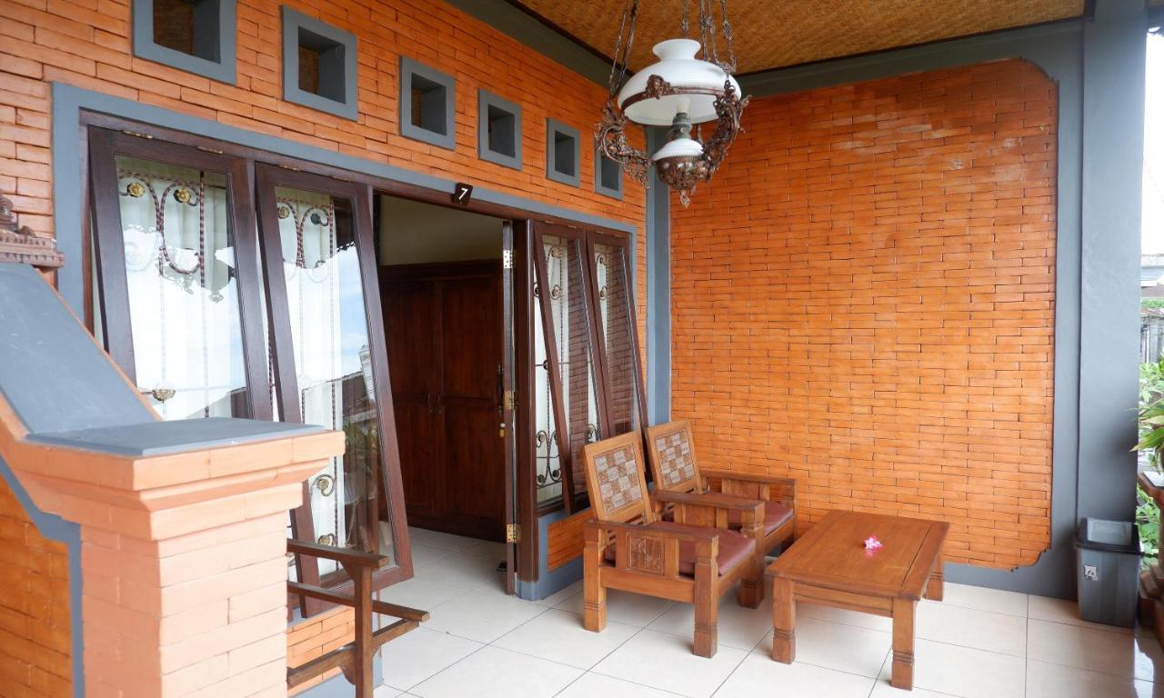 Guest house Danasari Homestay 2*