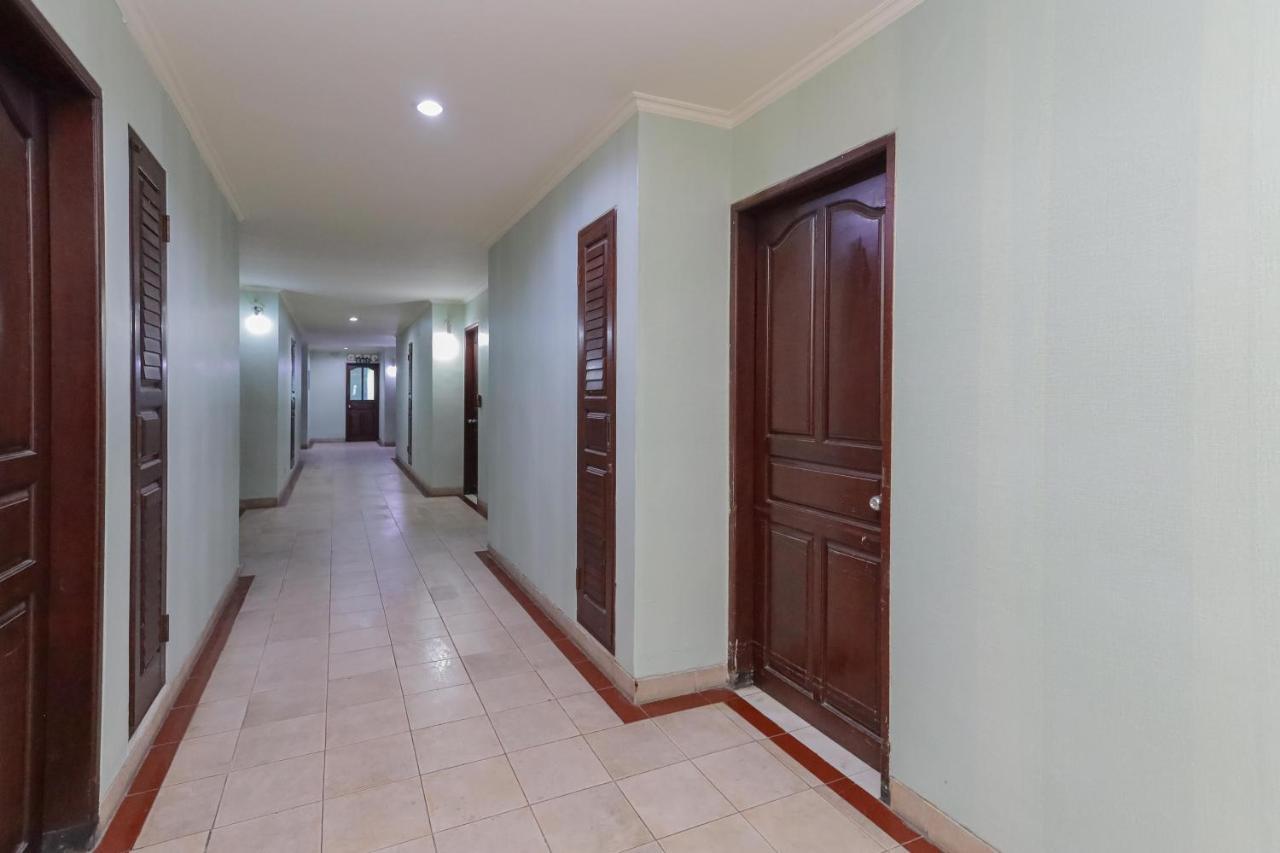 Hotel Urbanview Taman Suci Bali
