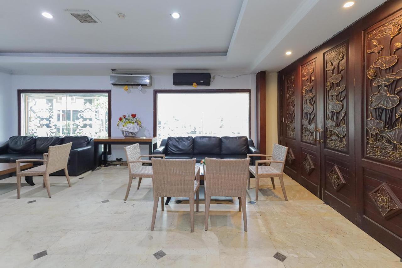 Hotel Urbanview Taman Suci Bali