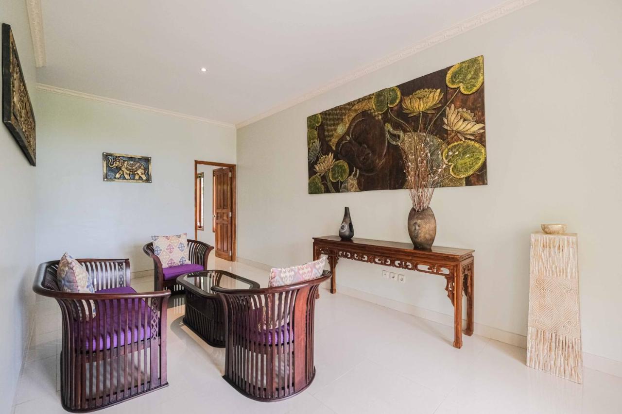 Poinciana Holiday park Tejakula