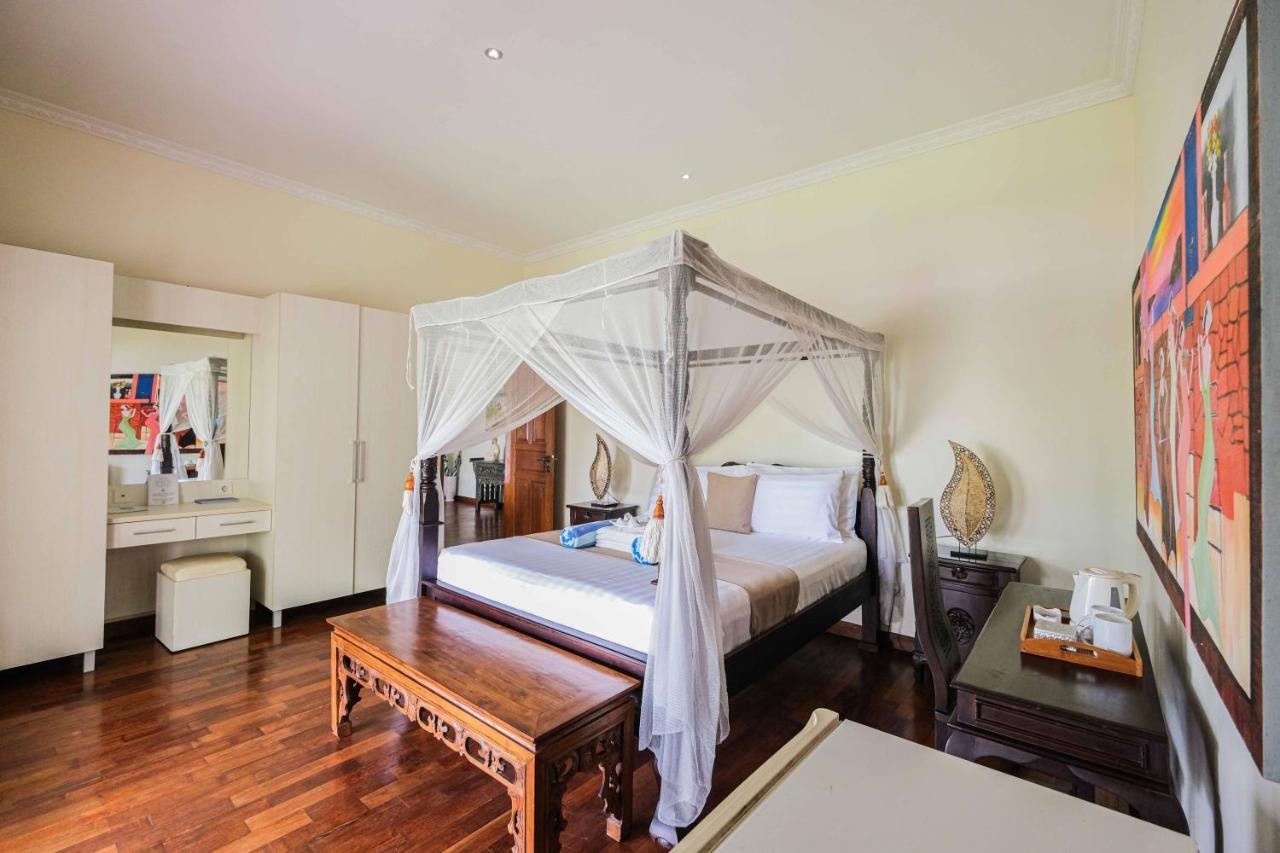 Poinciana Holiday park 3*