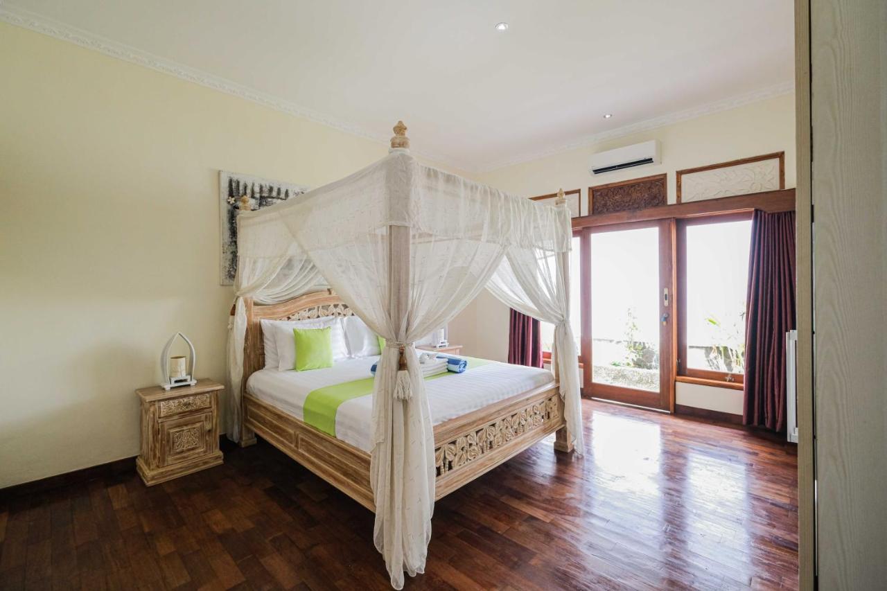 Holiday park Poinciana 3*