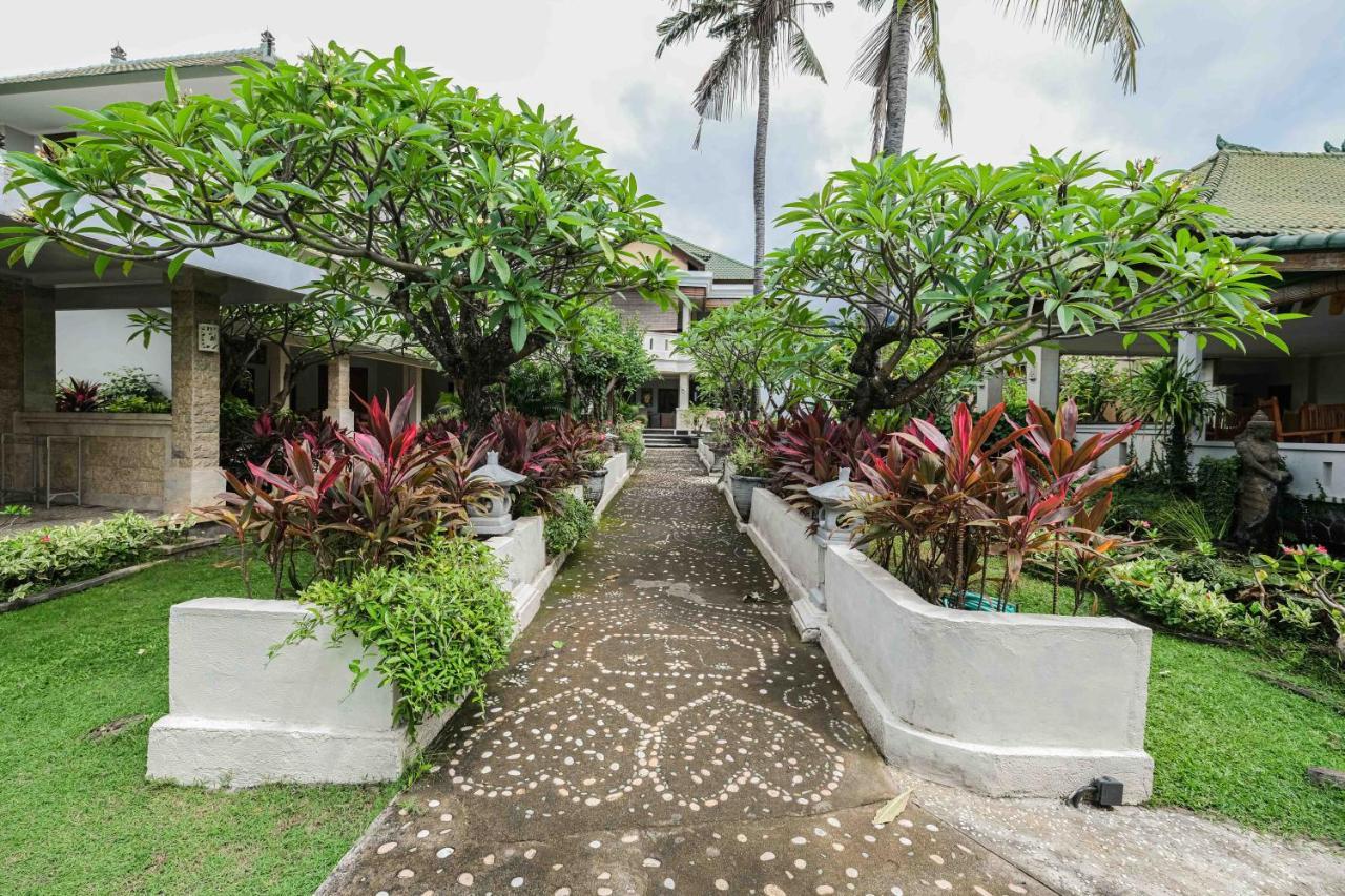 Poinciana 3*