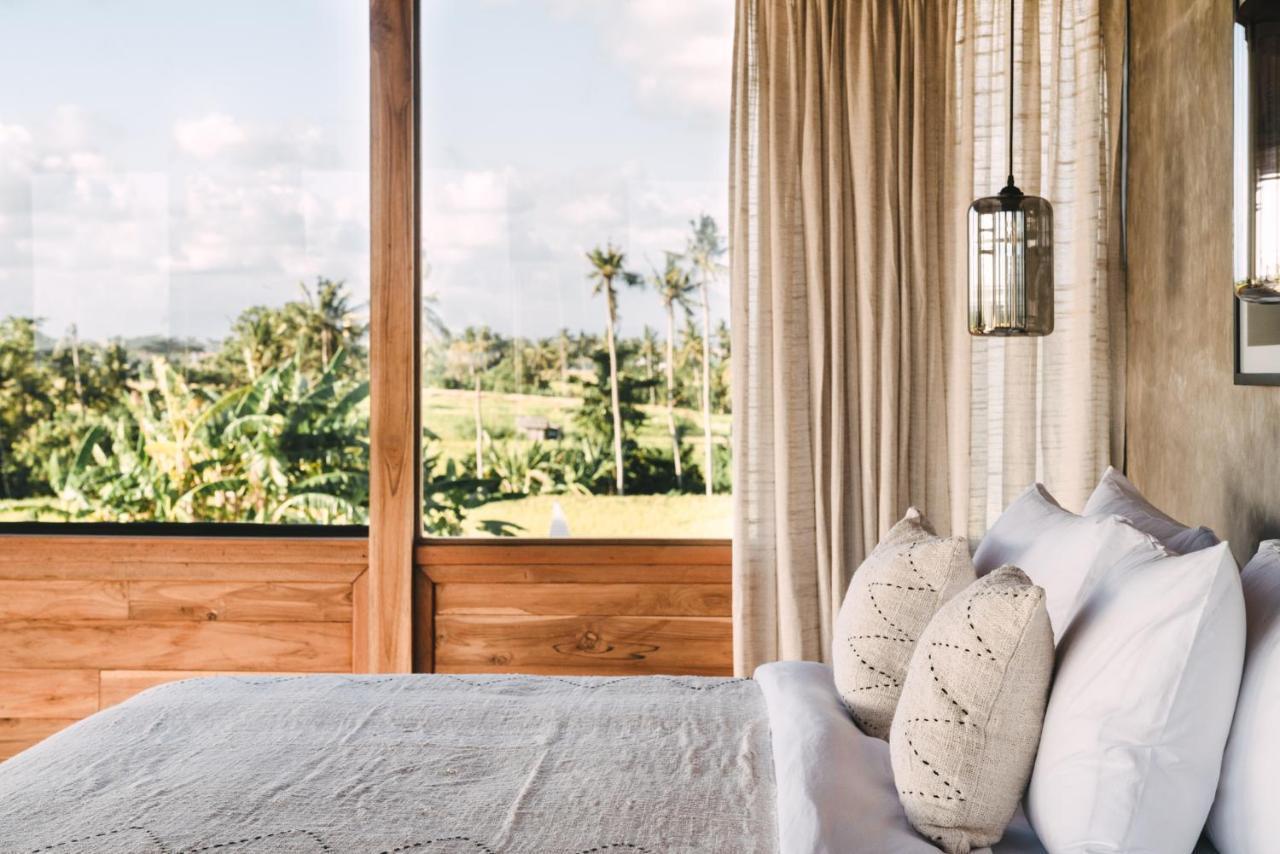 Chic Designer - Steps From Lima Villa