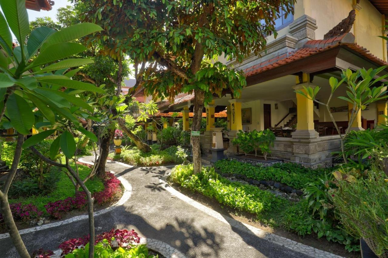 Royal And Bali Holiday park 3*