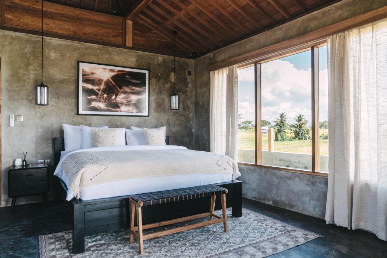 Chic Designer - Steps From Lima Villa Canggu (Bali)