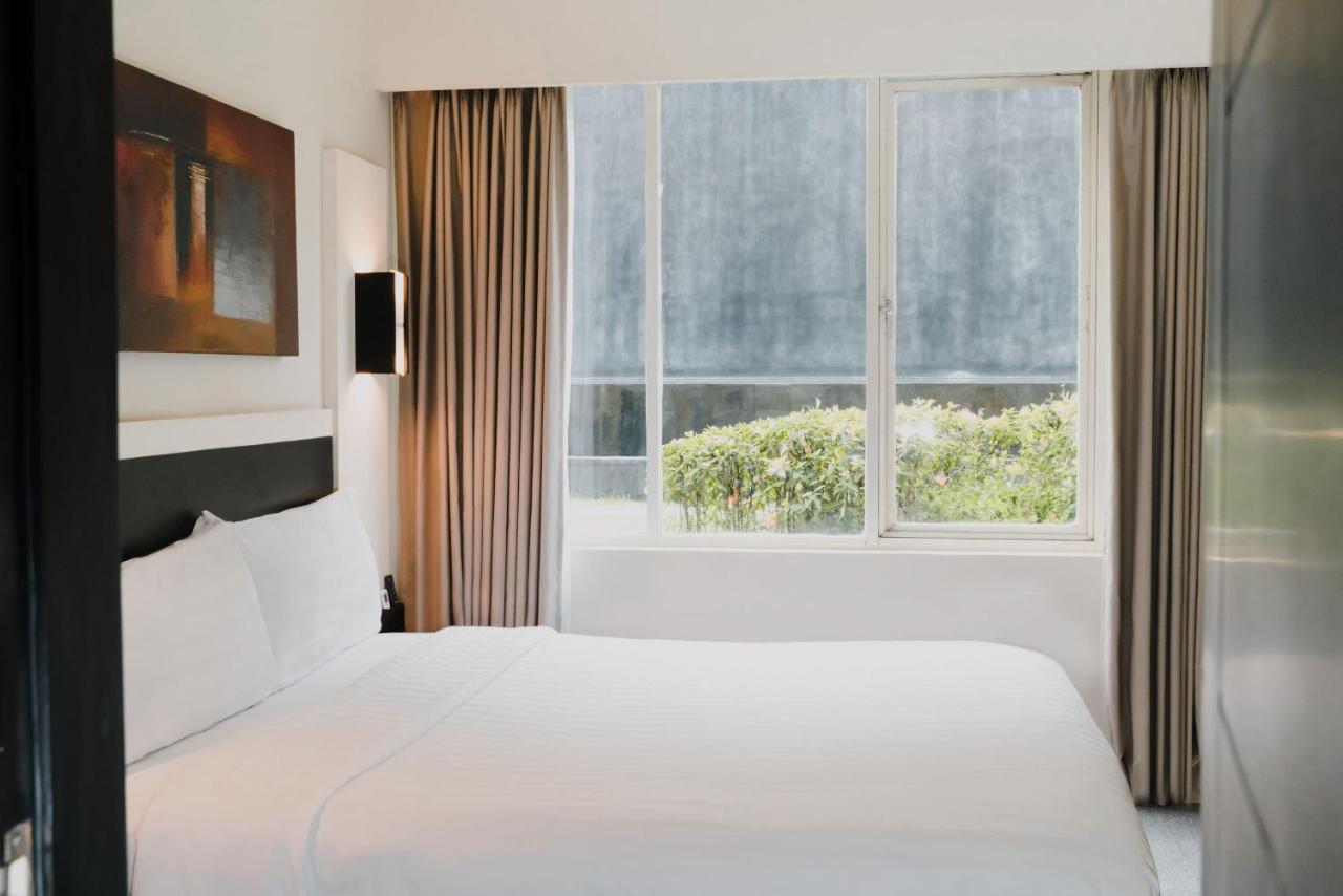 Aston & Convention Hotel 4*