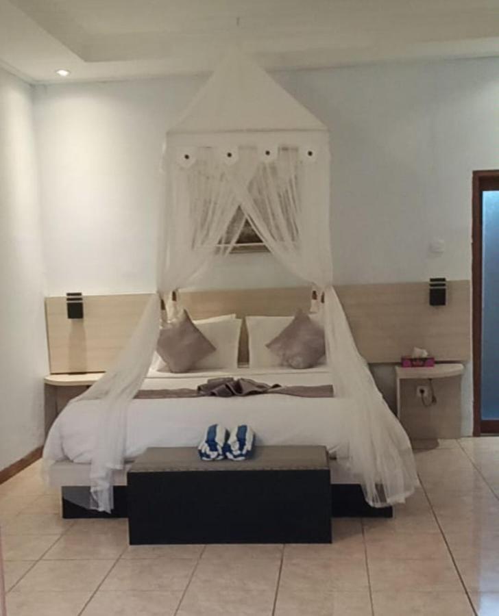 Sunset Cave Lembongan 3*