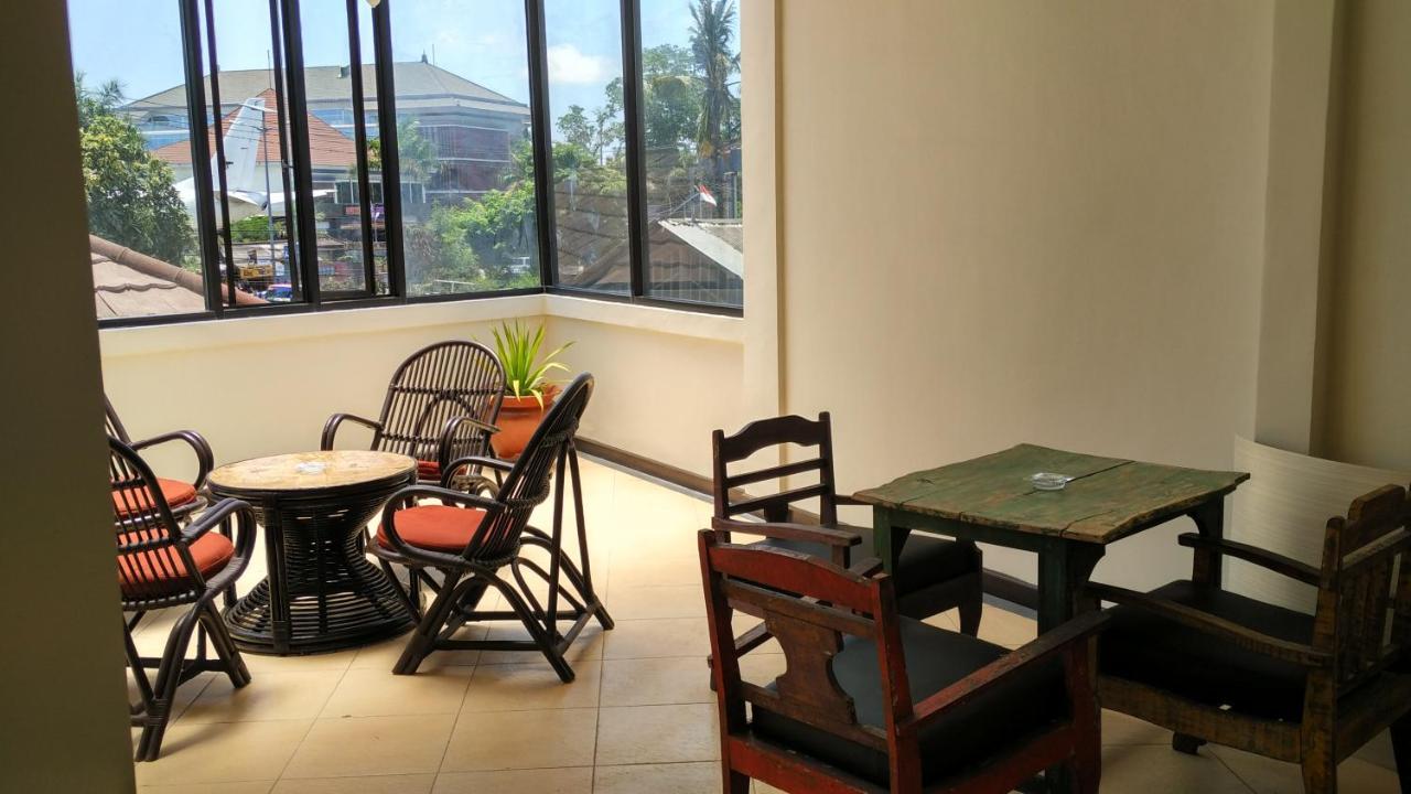 Maxi Kedonganan Jimbaran (Bali)