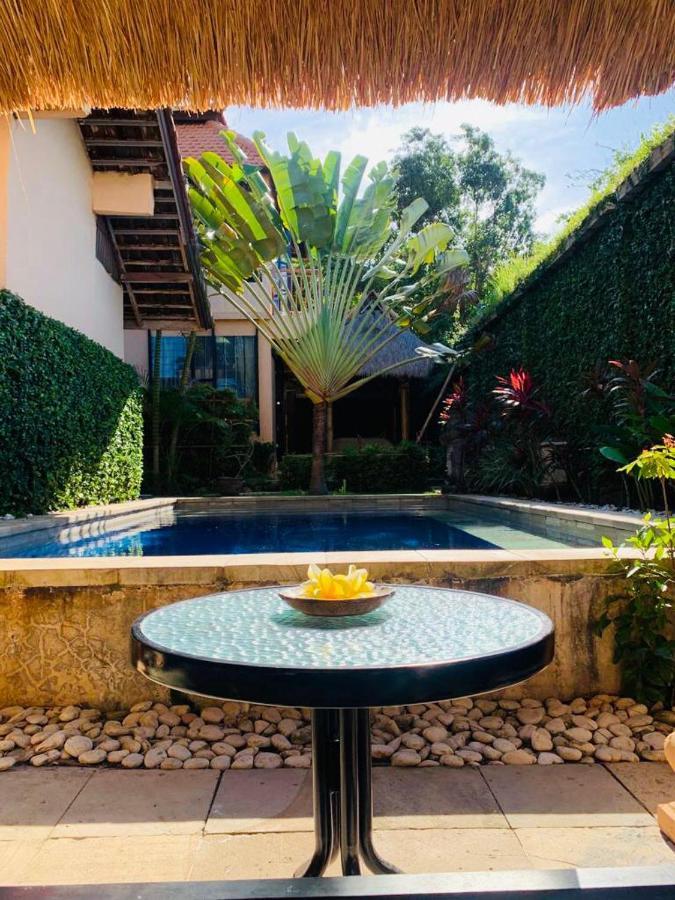 Giri's Jimbaran Villa