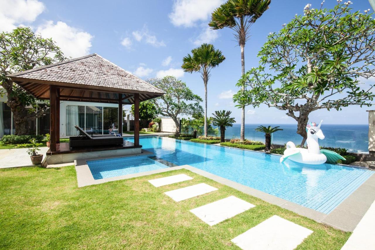Cliff Front Luxury 4 Bedroom At Pandawa * Ungasan (Bali)