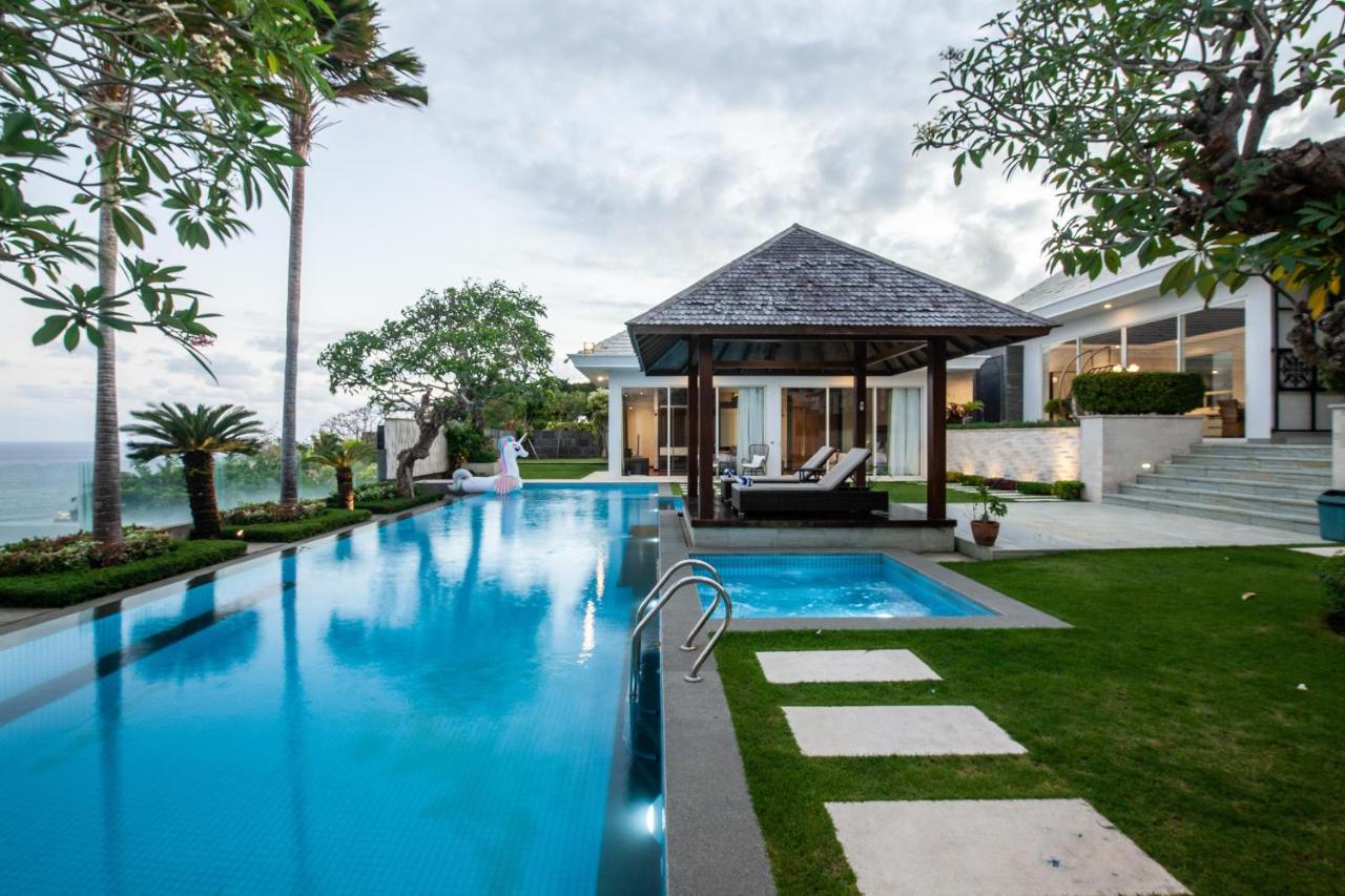 Villa Cliff Front Luxury 4 Bedroom At Pandawa Ungasan (Bali)