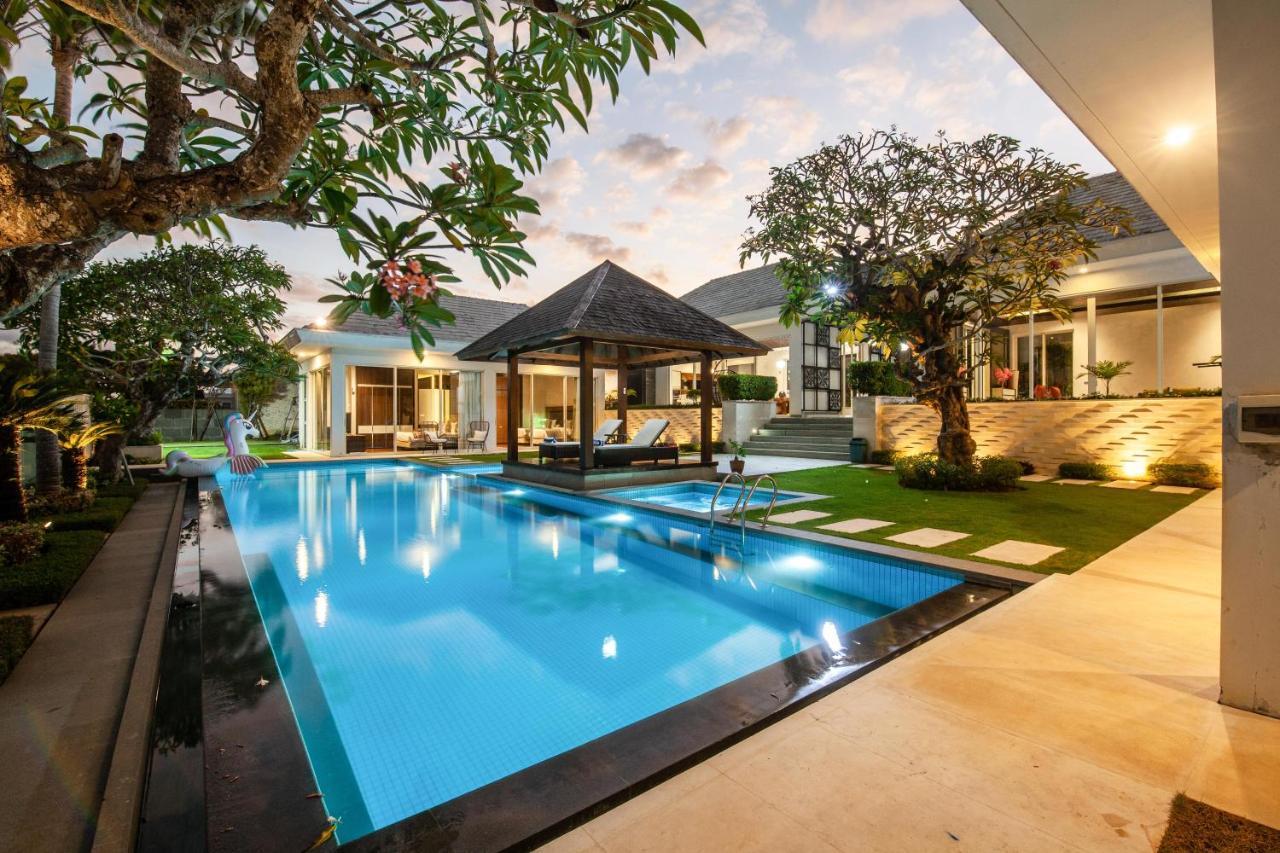 Villa Cliff Front Luxury 4 Bedroom At Pandawa Ungasan (Bali)