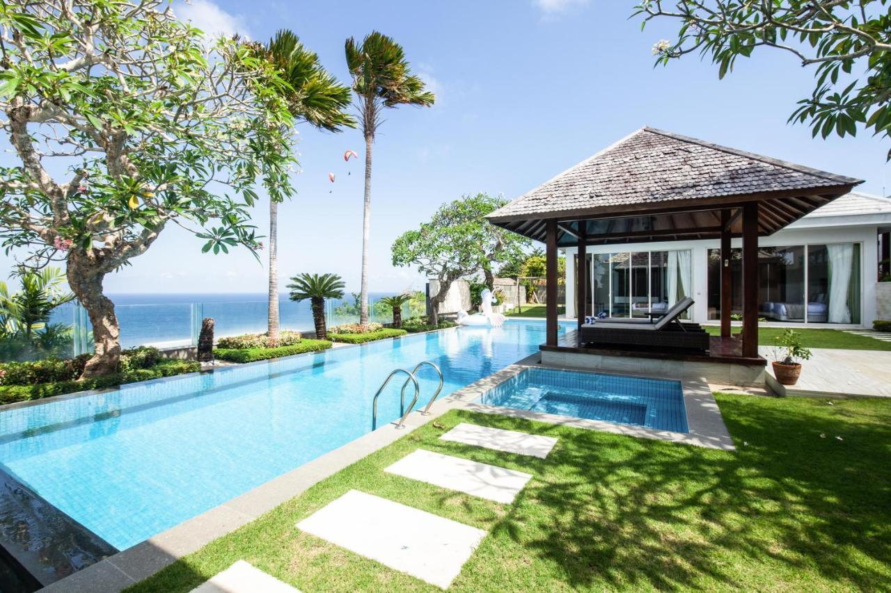 Cliff Front Luxury 4 Bedroom At Pandawa *