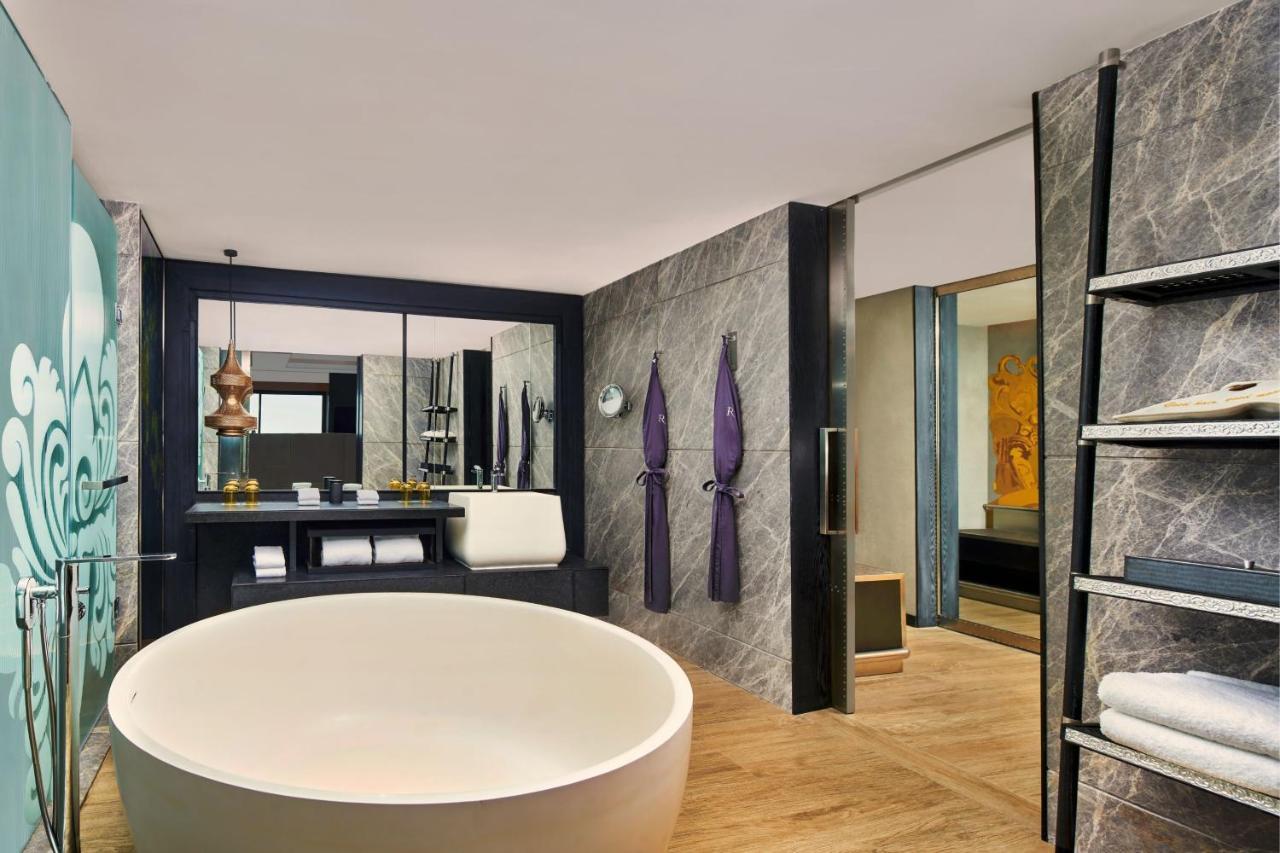 Hotel Renaissance Bali Nusa Dua