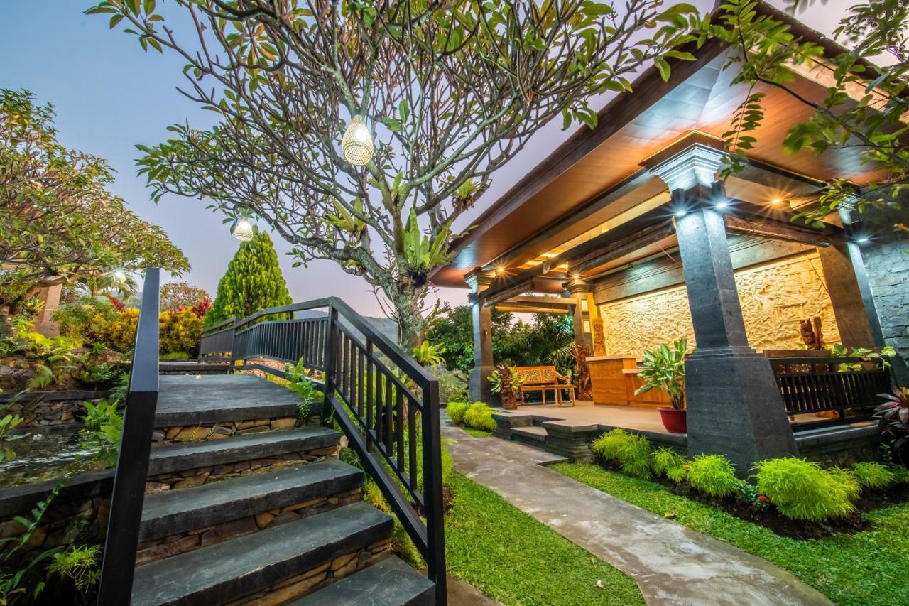 Selonding Batu Tempat Tidur & Sarapan Sukasada