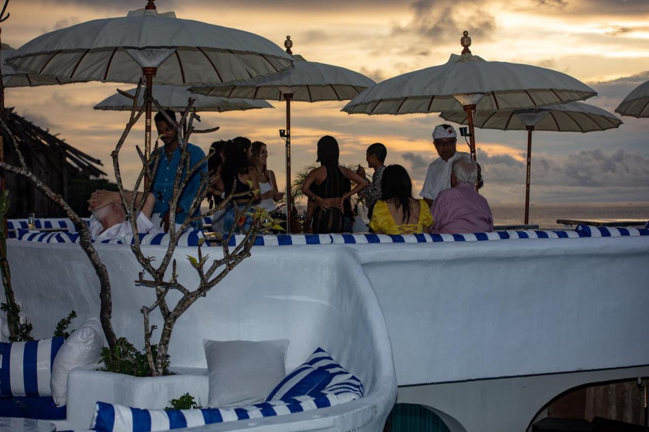 Morabito Art Cliff Villa Uluwatu (Bali)