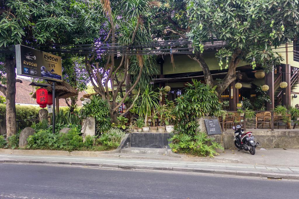 La Villa *