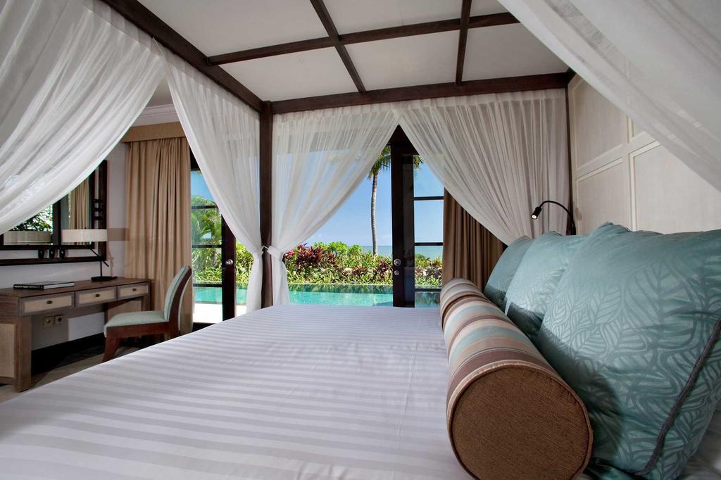 Sundara Oceanside Villa *