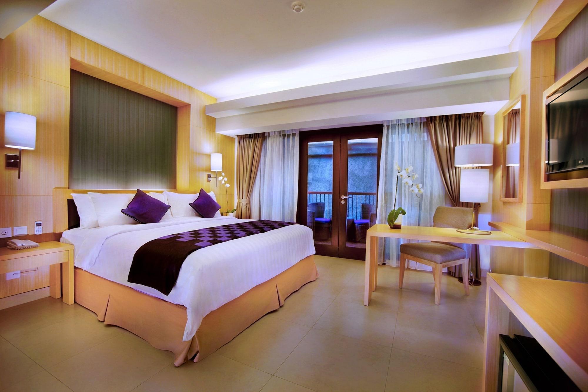 Hotel Quest Kuta By Aston 3*