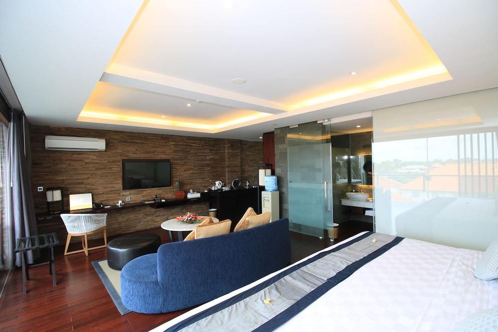 Watermark & Bali Hotel 4*
