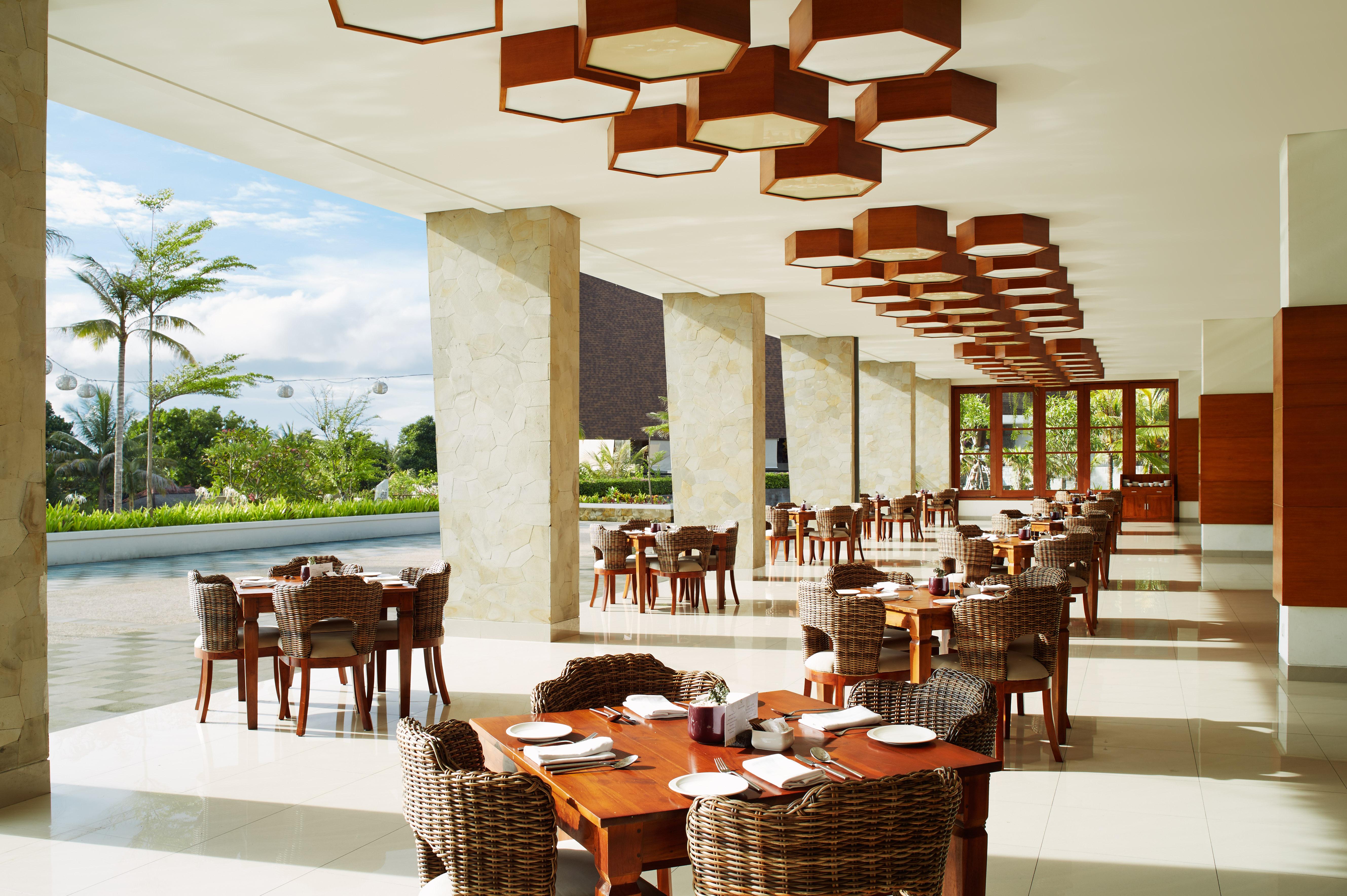 Resort Merusaka Nusa Dua 5*