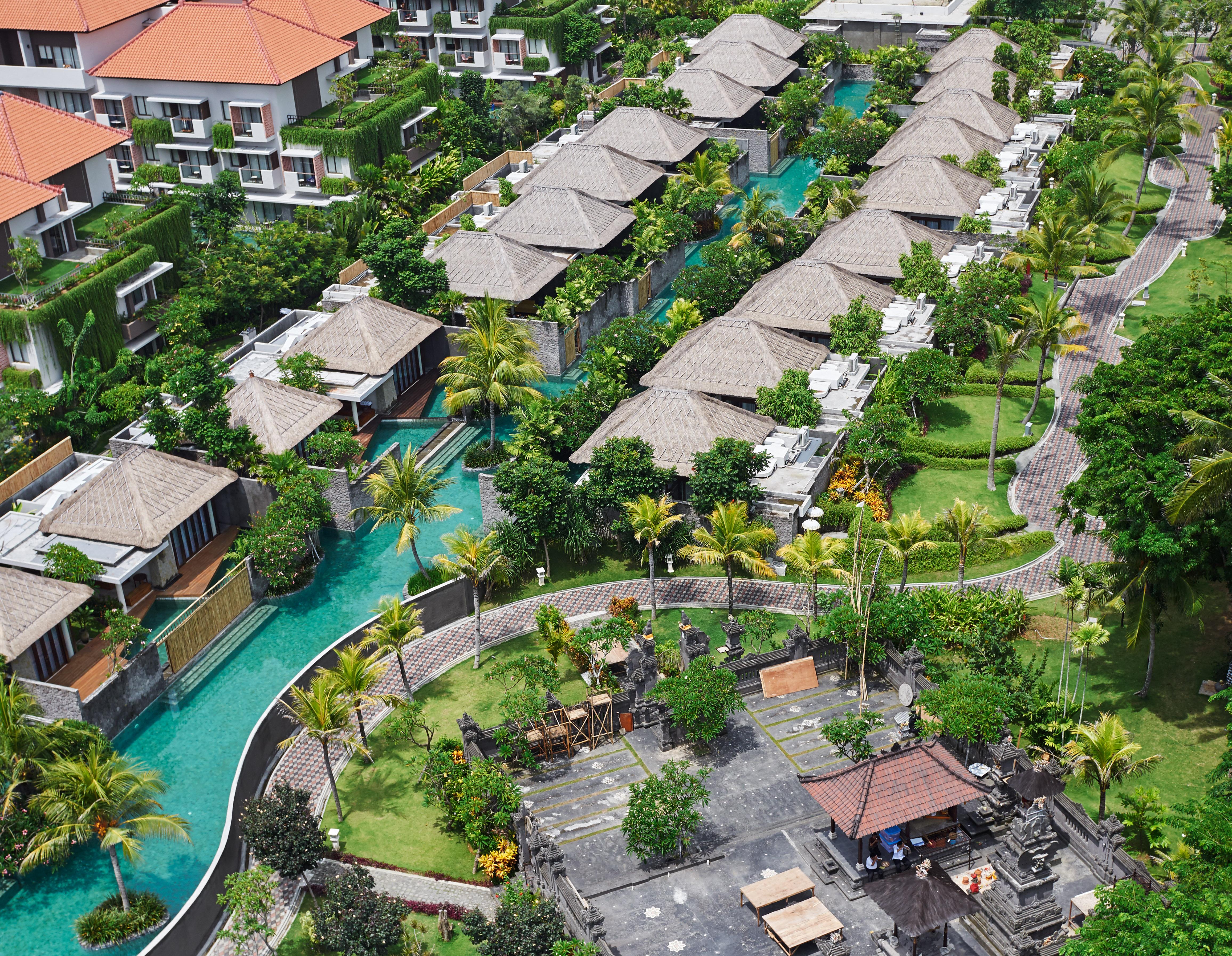 Resort Merusaka Nusa Dua 5*