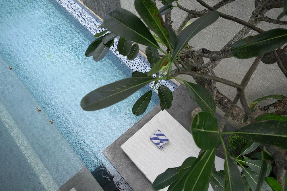 Villa Sandhya Villa *