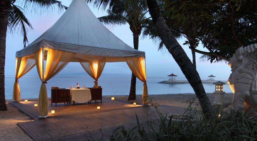 Hotel Griya Santrian A Beach 4*