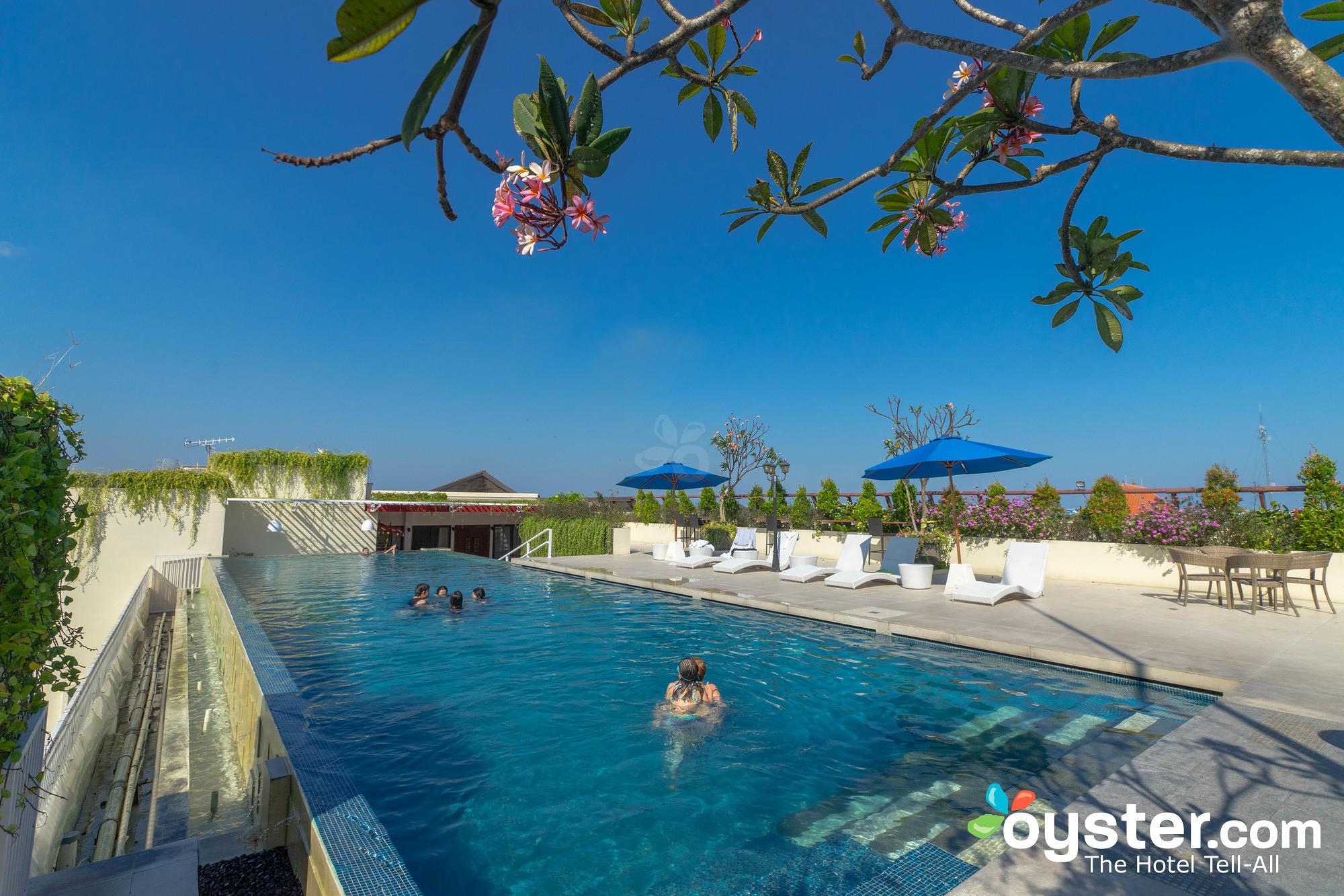 Hotel Atanaya Kuta Bali