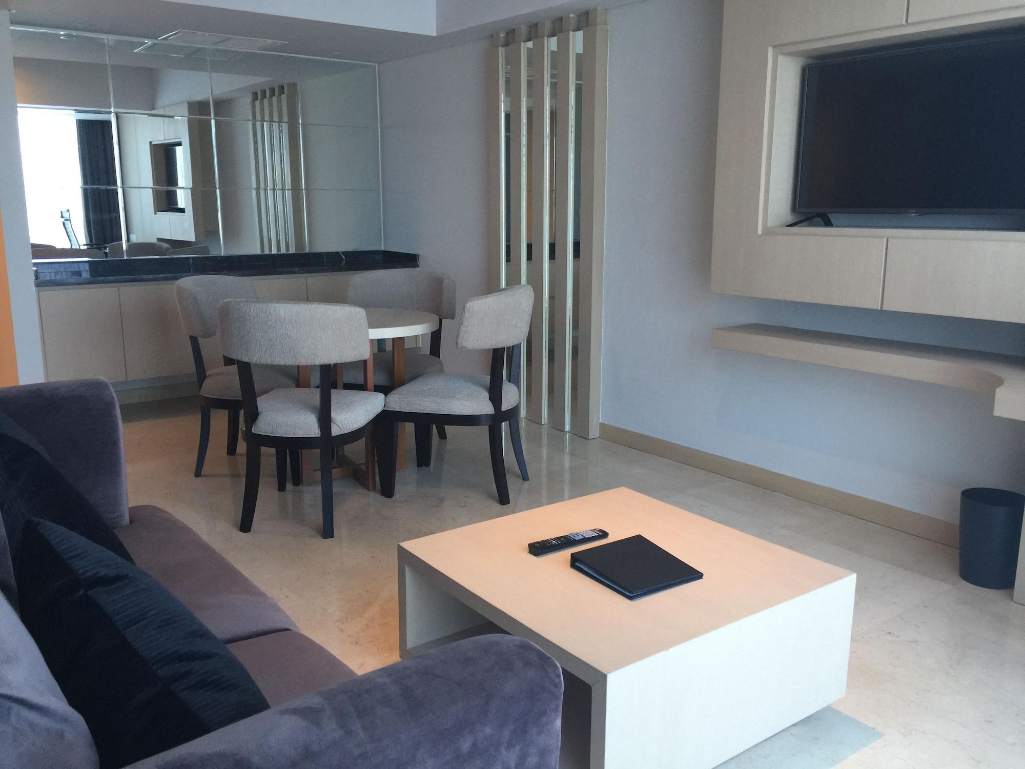 Grand Sovereign Kuta Bali Hotel