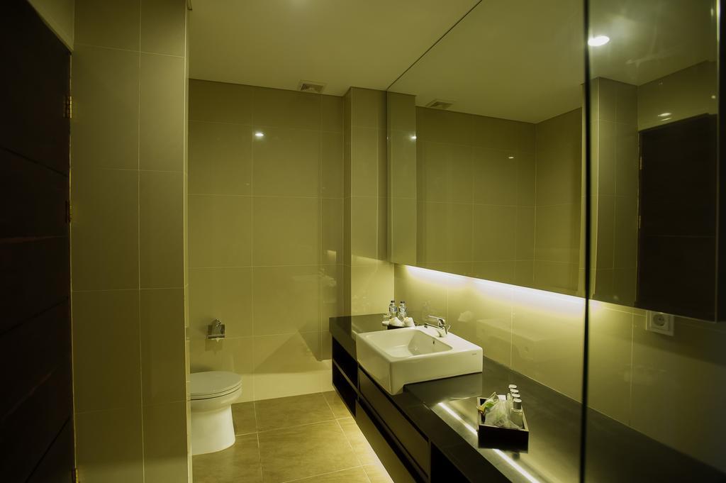 Djabu Seminyak Hotel 4*