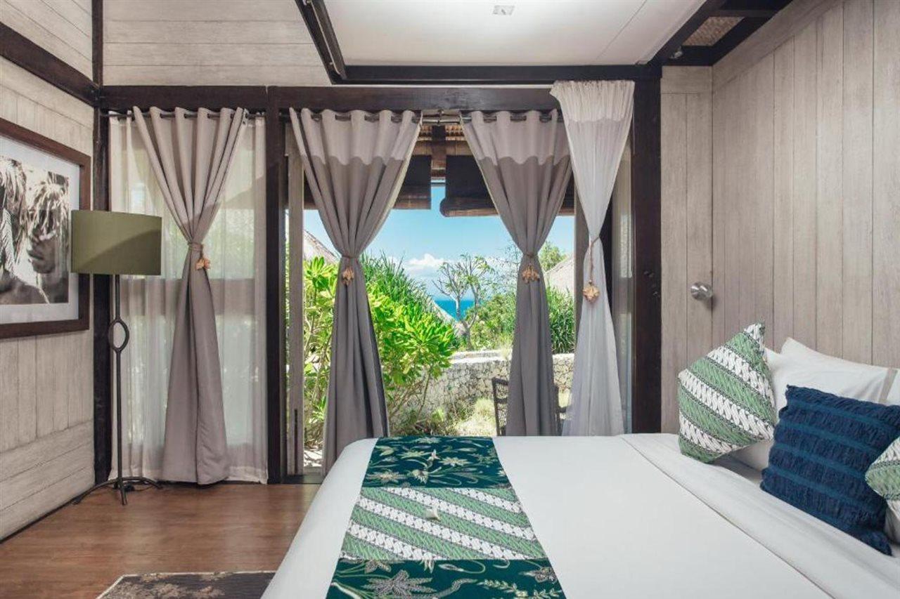 Suarga Padang Padang Resort 5*
