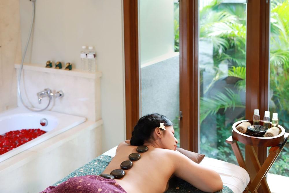 Resort Royal Kamuela & At Monkey Forest (adults Only) 5*