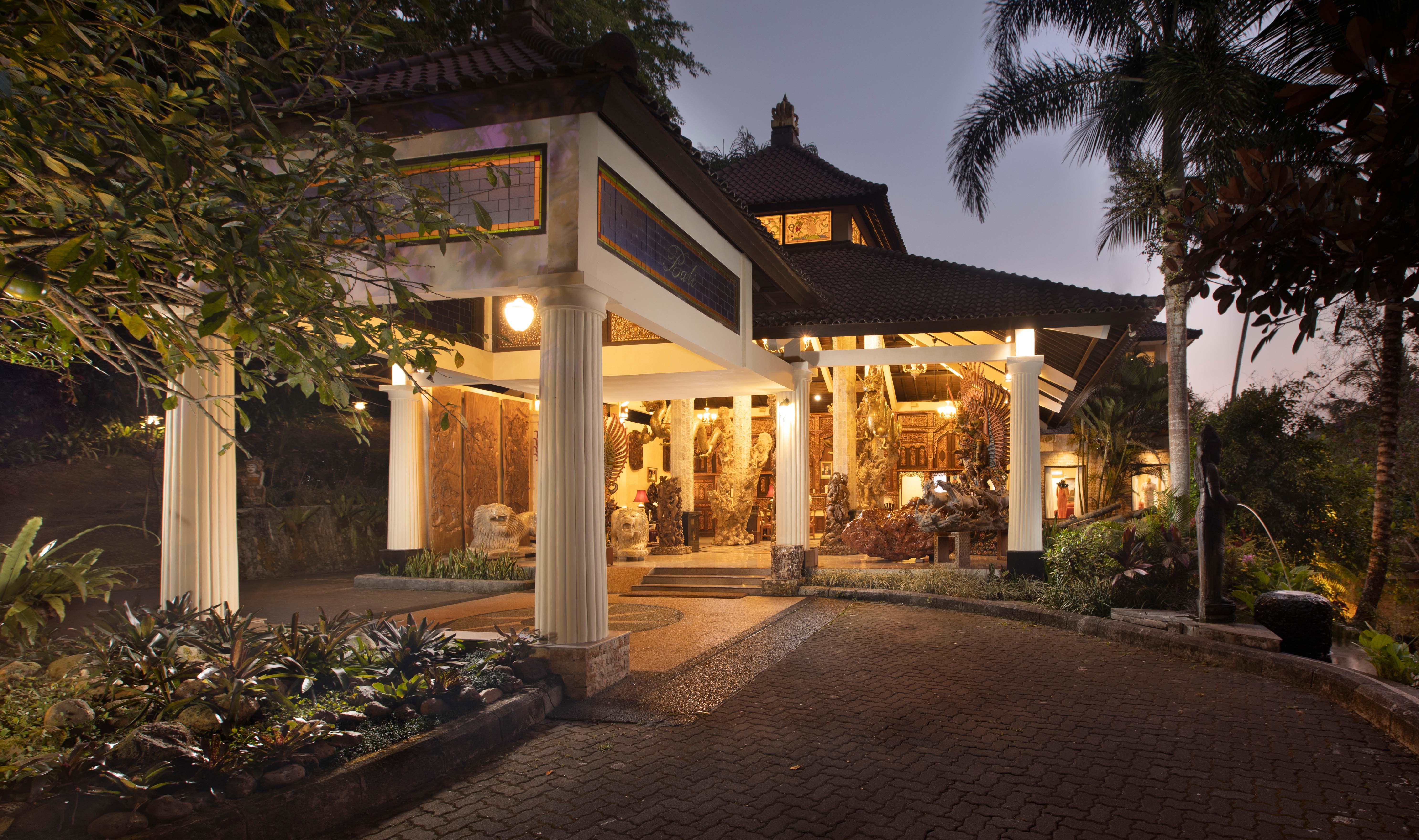 Ayung Ubud 5*