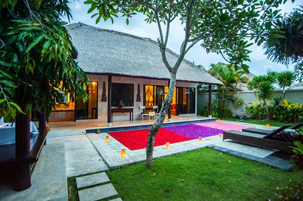 Hillstone Uluwatu Hotel