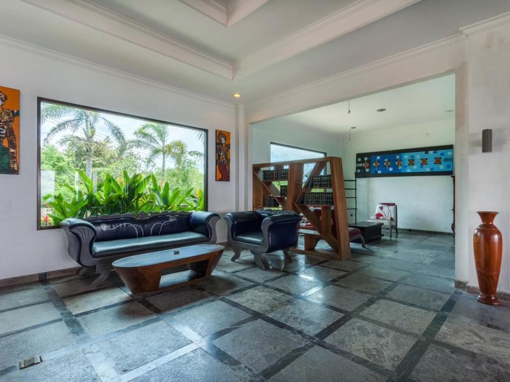 Hotel Hillstone Uluwatu