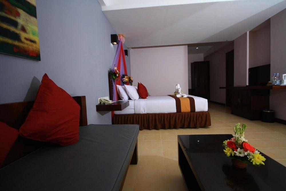 Grand Santhi Hotel Denpasar (Bali)