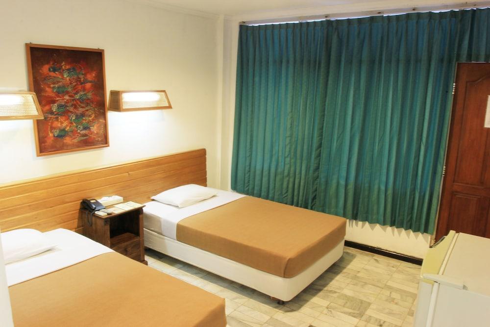 Hotel Karthi Kuta 3*