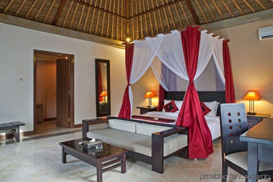 The Aya Villas Seminyak Hotel *