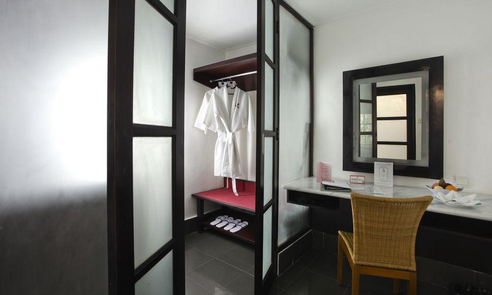 Resort Segara Village