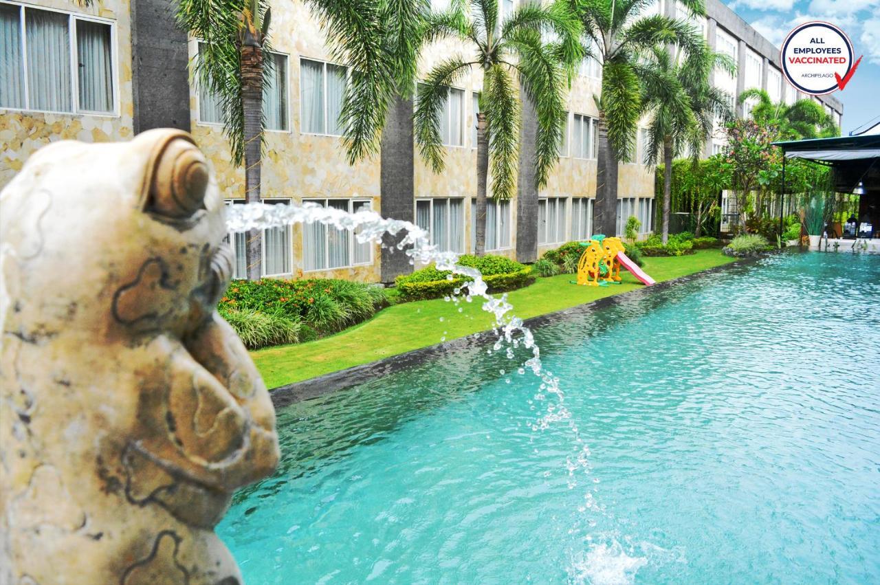 Hotel Aston & Convention 4*